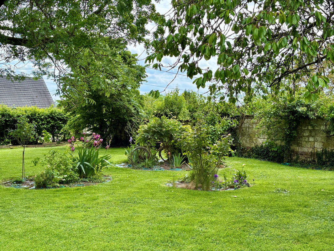Maison à VAUCHELLES-LES-AUTHIE