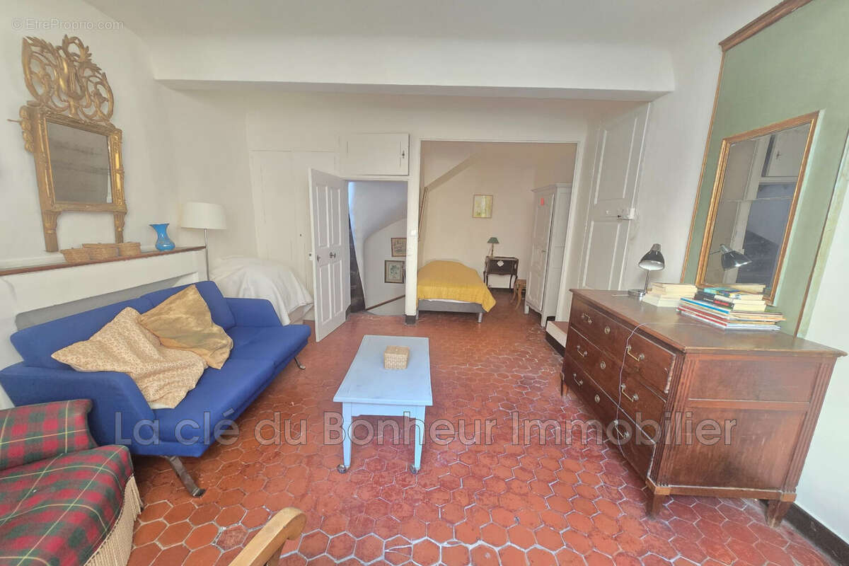 Maison à MOUSTIERS-SAINTE-MARIE
