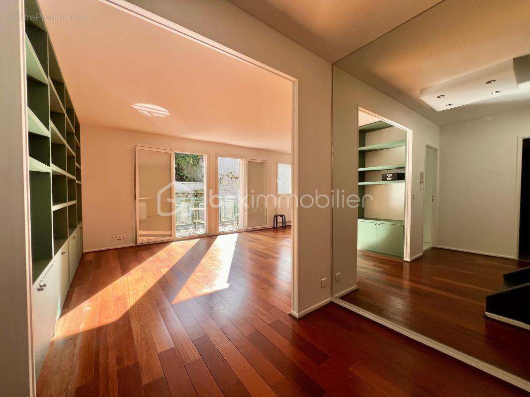 Appartement à BOUGIVAL
