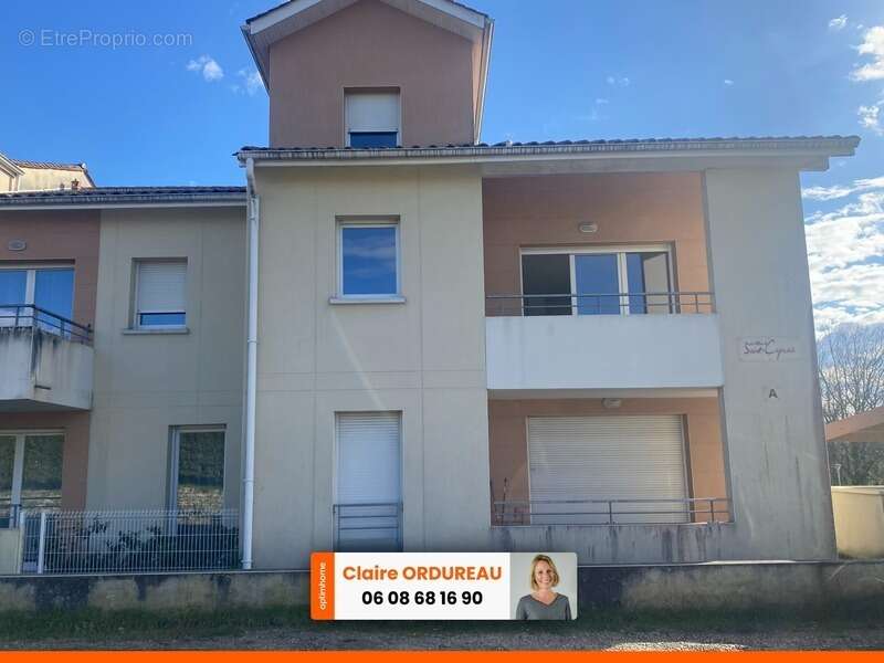 Appartement à SAINT-CAPRAIS-DE-BORDEAUX