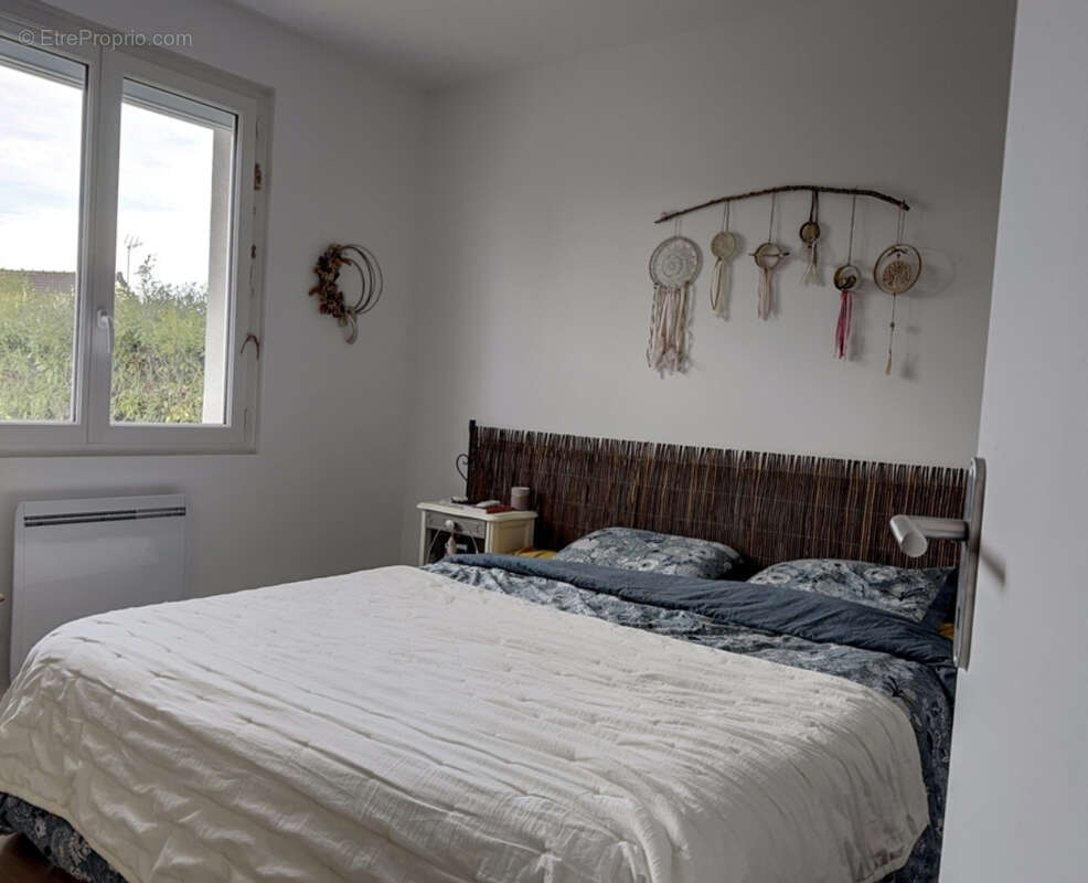 Maison à SAINT-MICHEL-DE-CHAVAIGNES