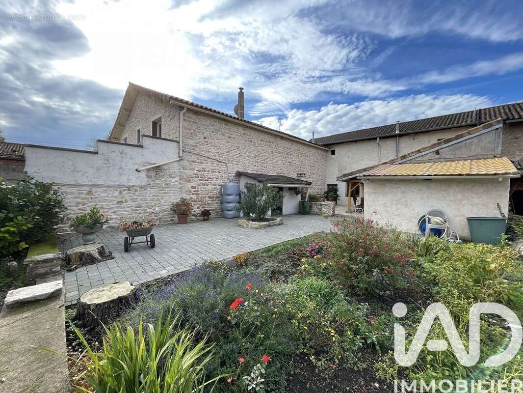 Photo 4 - Maison à TOURNUS