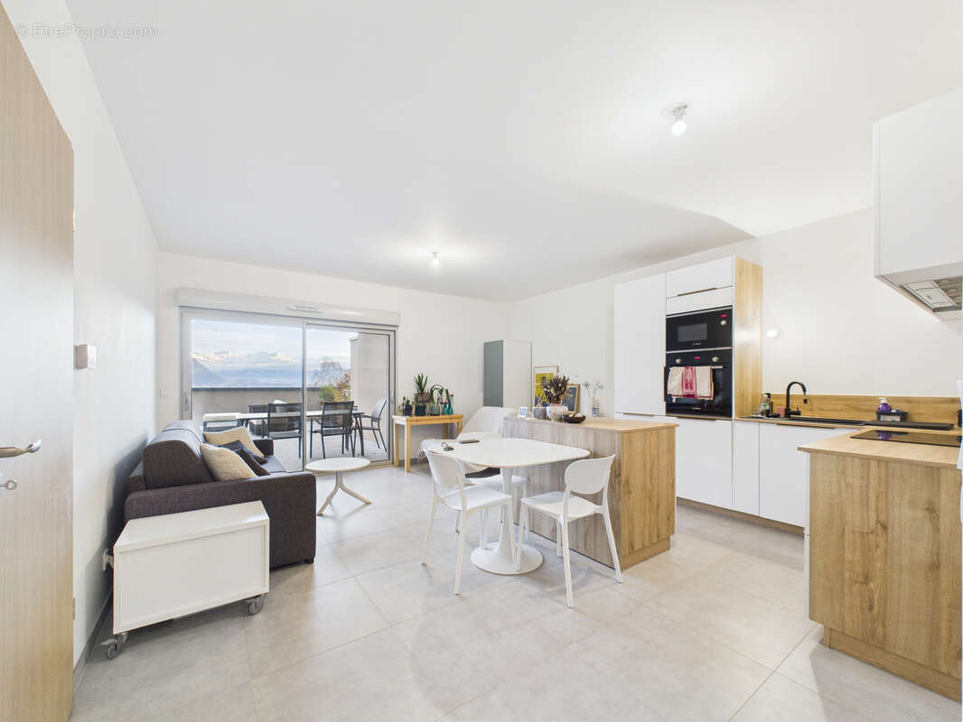 Appartement à BASSENS