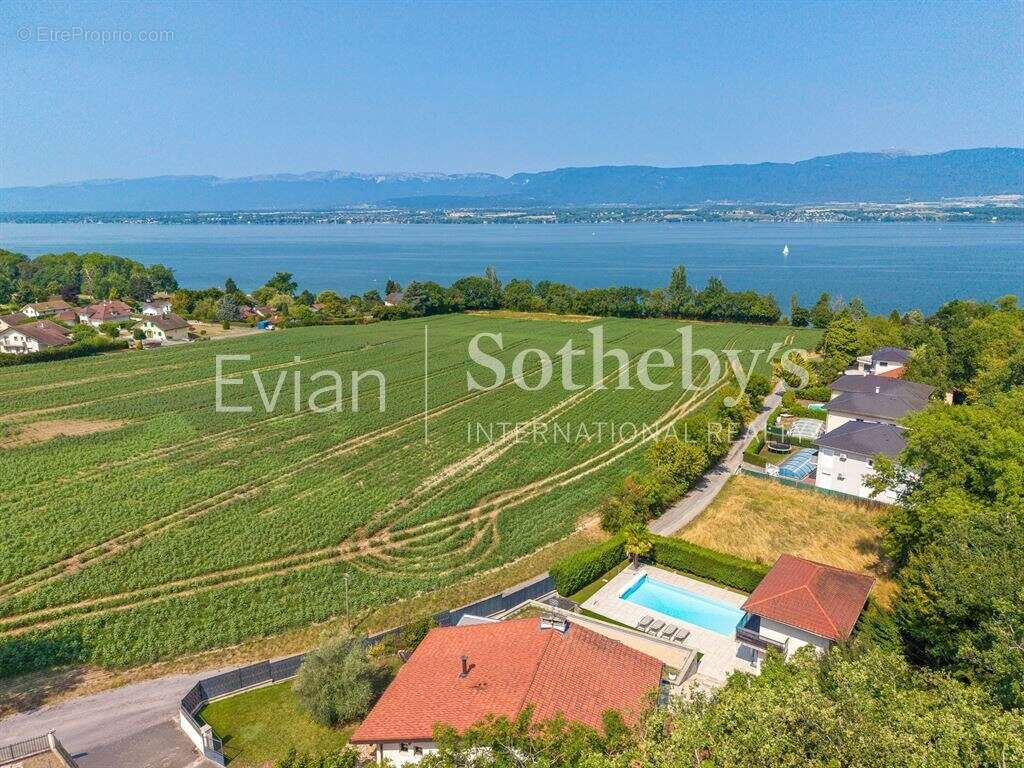 Villa à Chens-sur-Léman avec piscine et annexe - photo 2