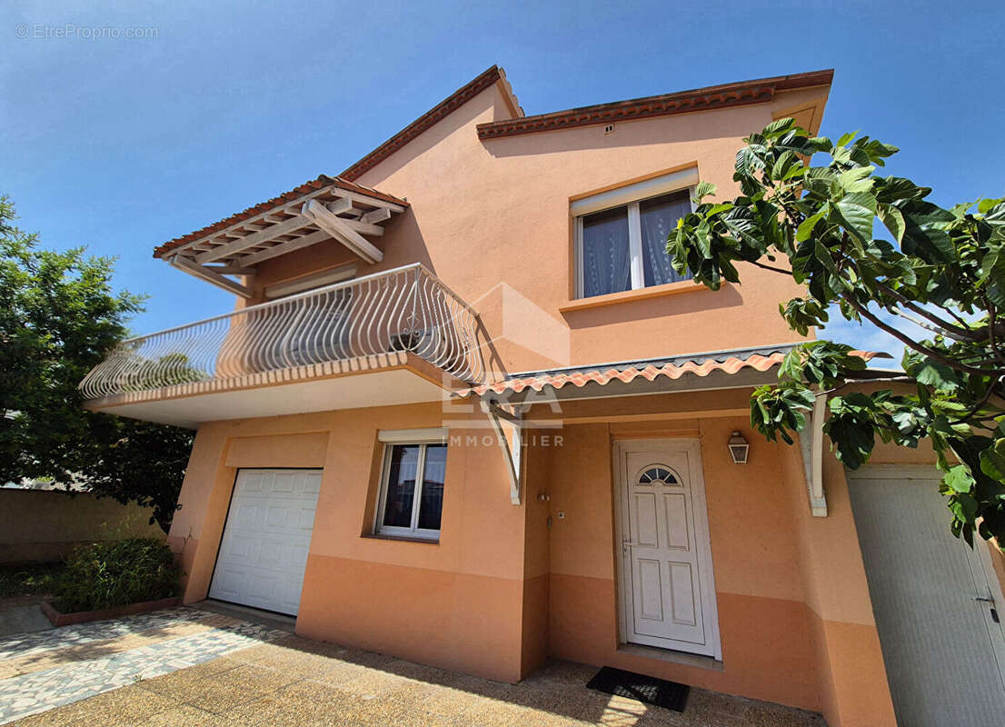 Maison à SAINT-CYPRIEN