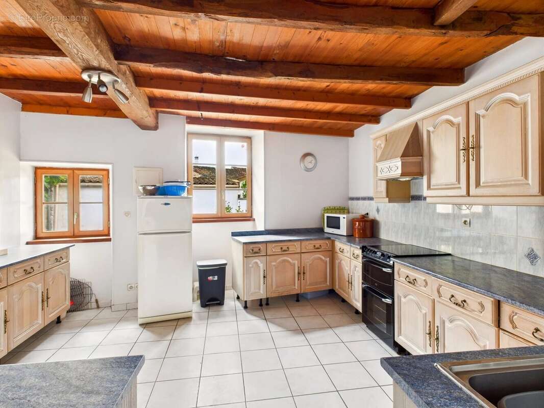 Grande maison de village avec piscine à Le Gicq - photo 4