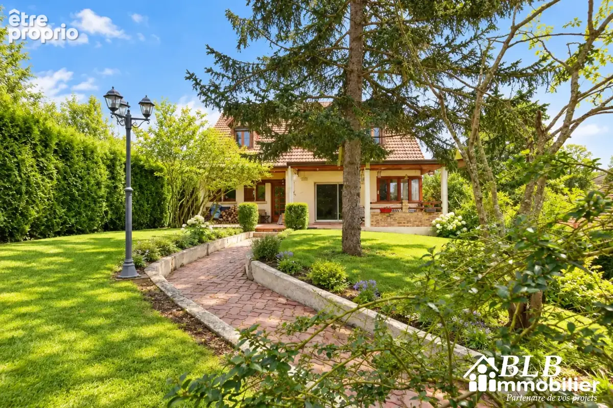 À vendre 78690 les essarts-le-roi   8 pièces   sous-sol total   terrain 1 667 m2   proche commodités - photo 15