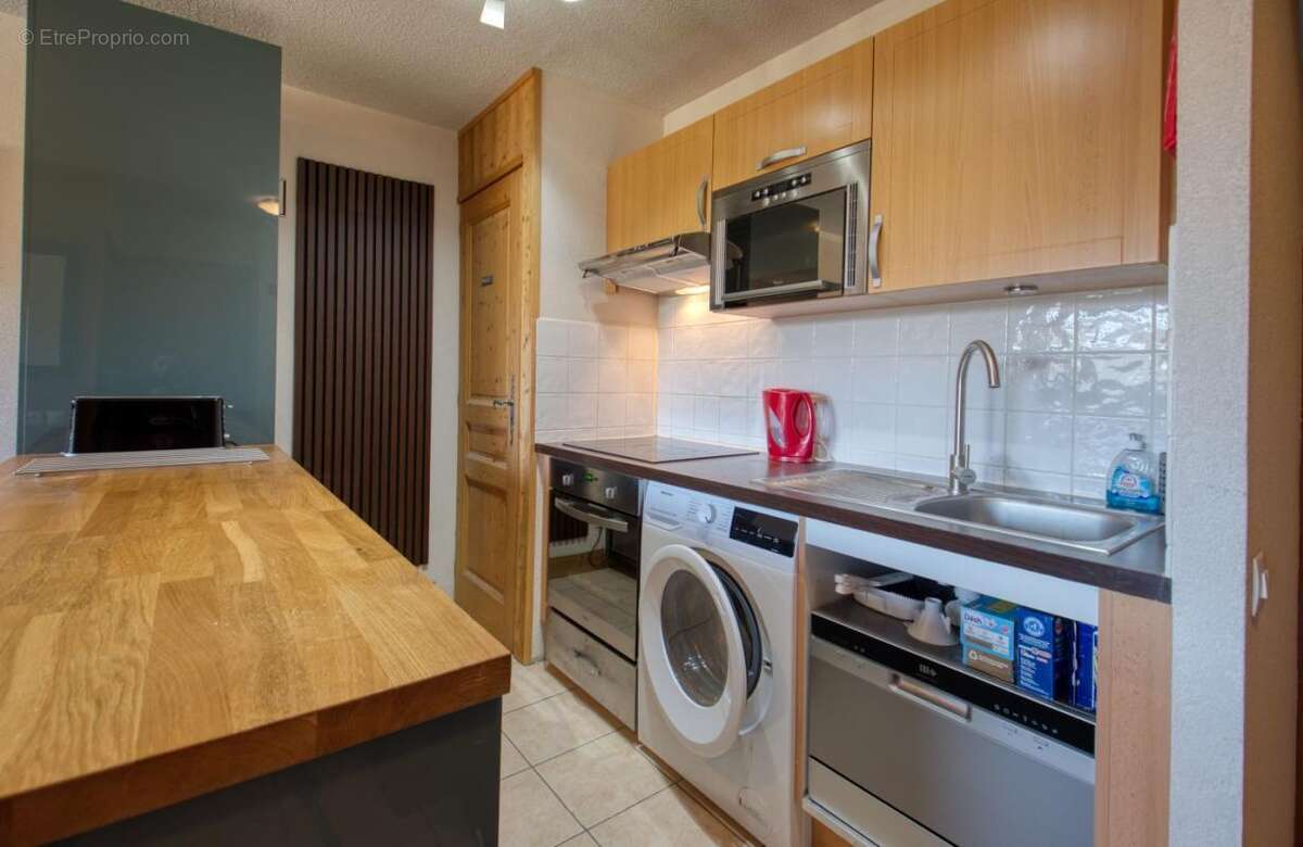 Appartement à MORILLON