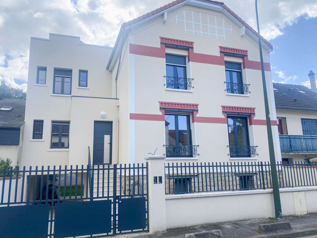 Appartement à VILLEJUIF