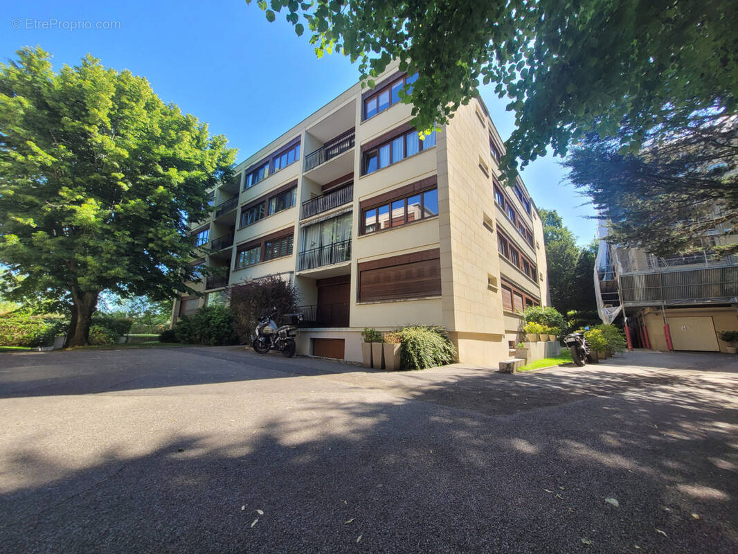 Appartement à VAUCRESSON