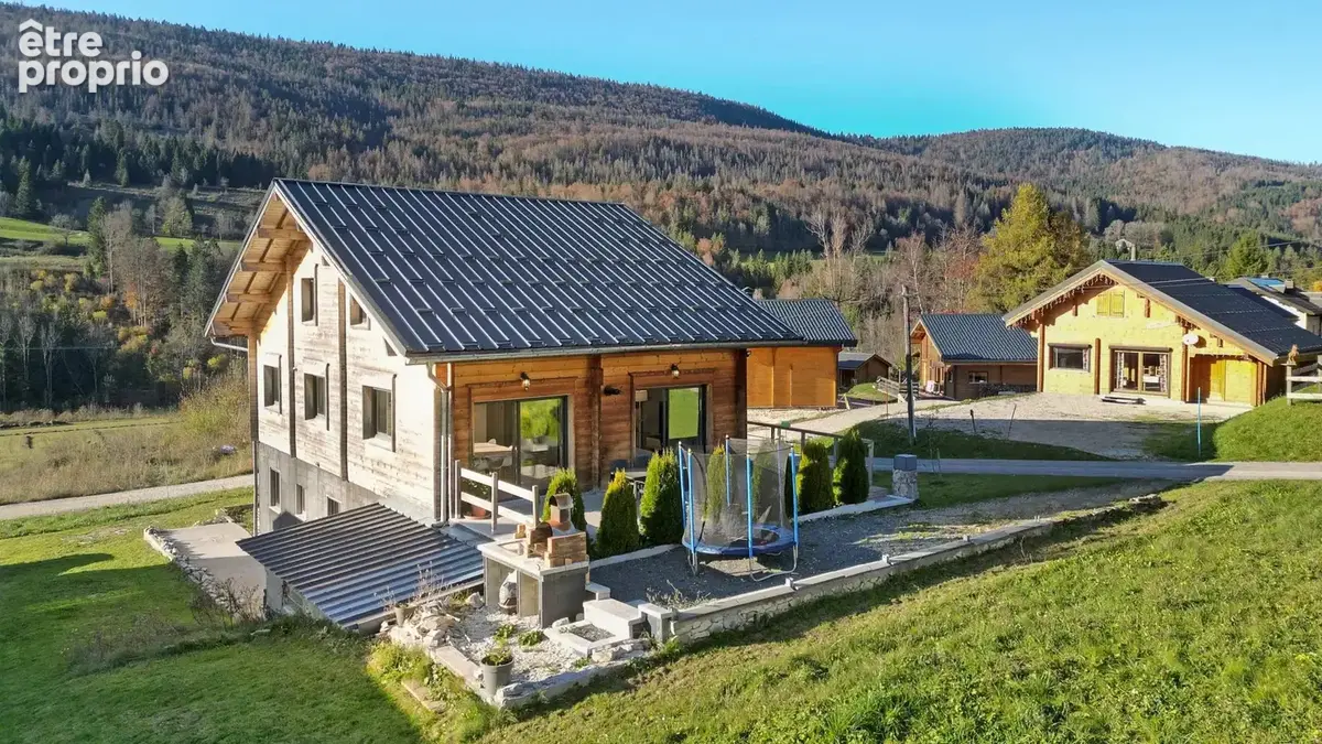 Mijoux : Chalet contemporain T9 - photo 2