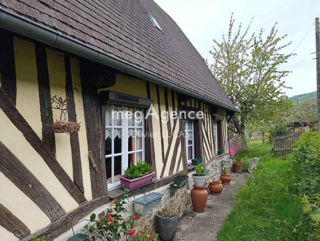 Maison à MARAIS-VERNIER