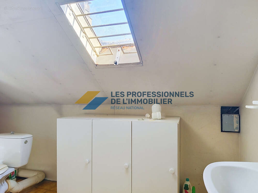 Maison de ville 141 m2 + dépendances / Amilly - photo 13
