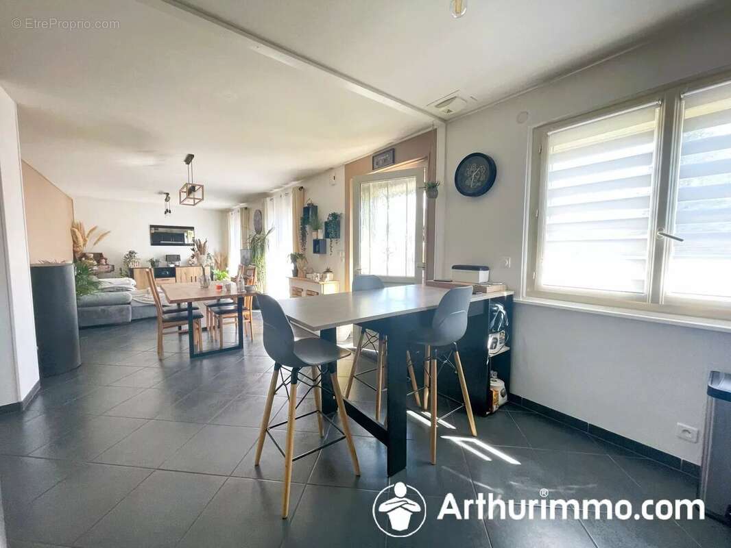 Maison à SELONCOURT