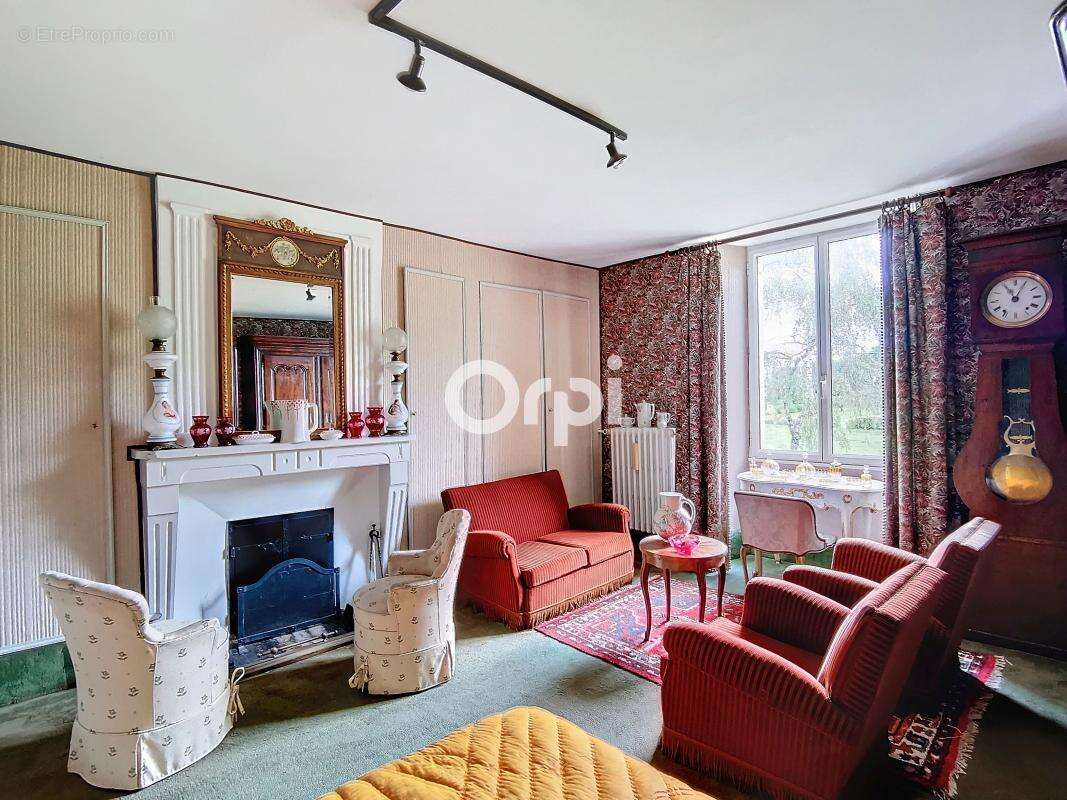 Château d'exception à Manois – Un joyau chargé d'histoire au cœur d'un parc de 8 936 m² - photo 34