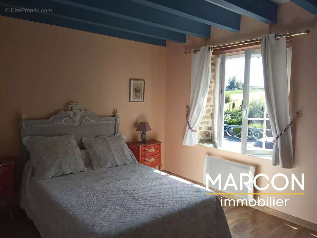 Maison 289 m² à Ajain  - photo 15