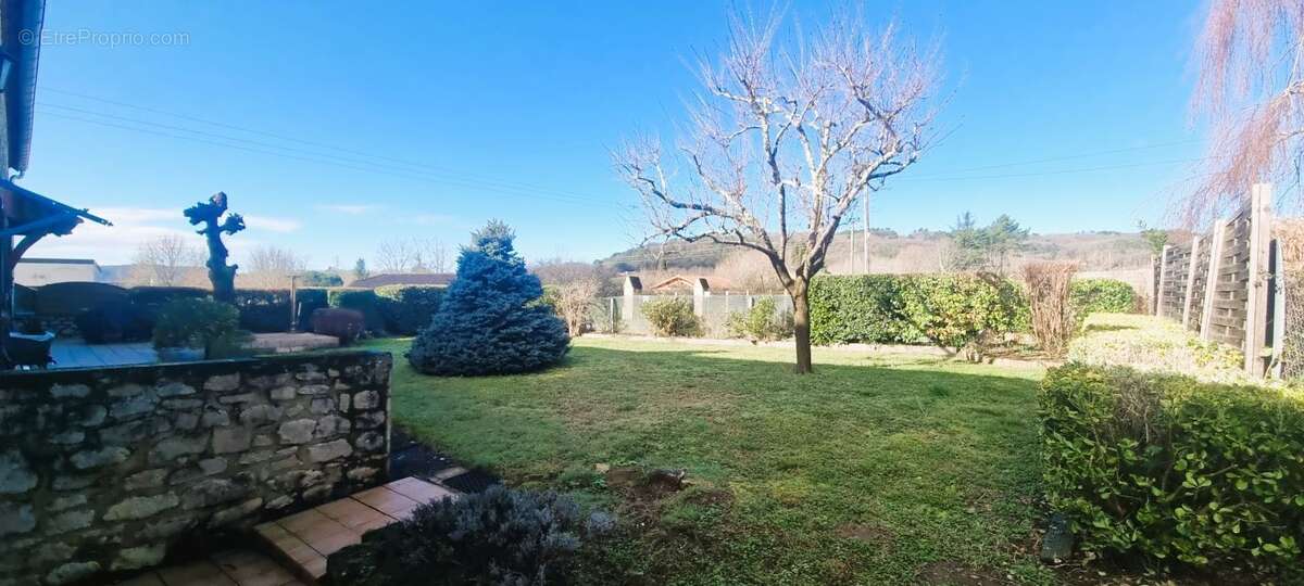 Maison 135 m² à Prayssac  - photo 3