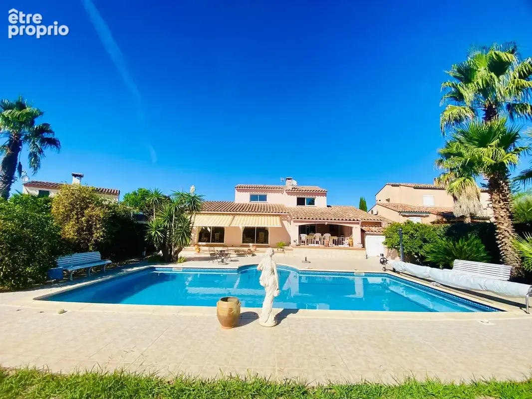 Le Boulou : magnifique villa d’architecte quartier résidentiel grande parcelle avec piscine ! - photo 2