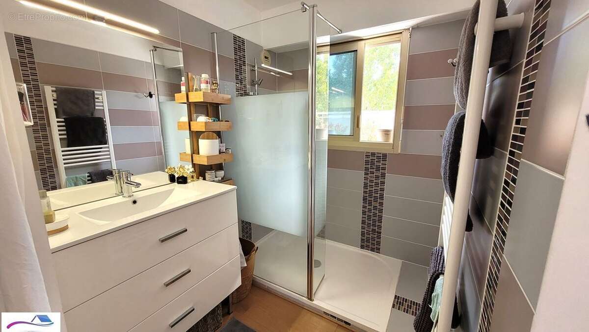 Appartement 80 m² à Mandelieu-La-Napoule  - photo 8