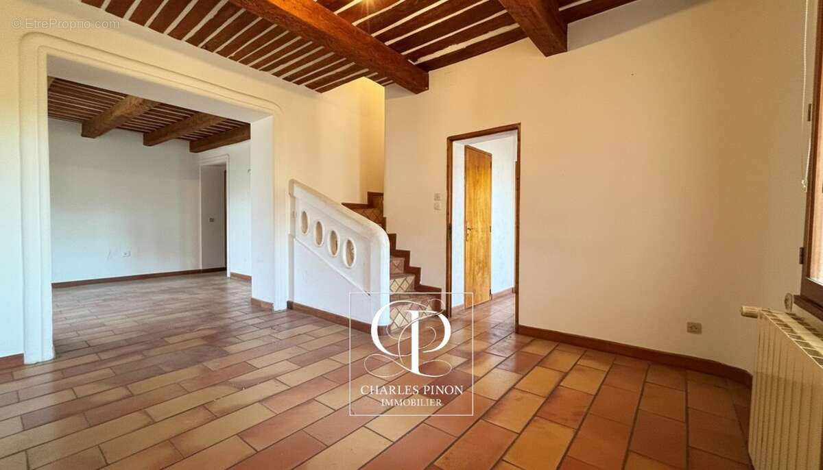 Maison à vendre 4 pièces LES PENNES MIRABEAU (13) - photo 6