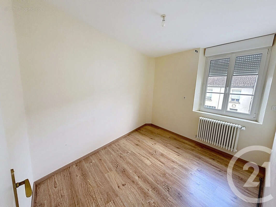 Maison 155 m² à Mareuil-Le-Port  - photo 9