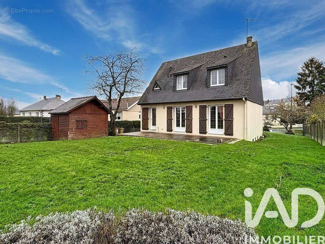 Maison 114 m² à Mayenne  - photo 4