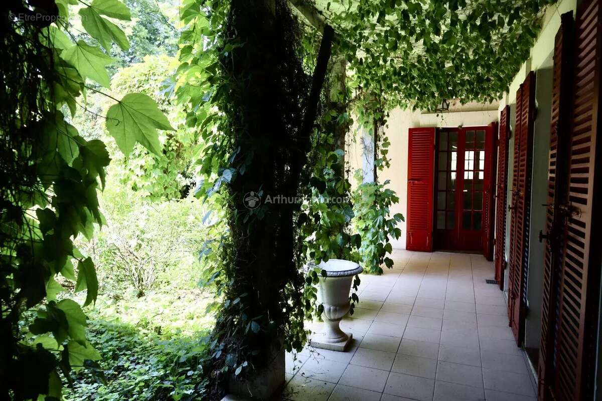 Maison à LA CHARTRE-SUR-LE-LOIR