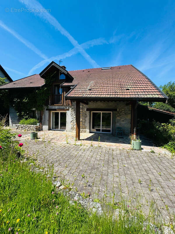 Maison à ALLONZIER-LA-CAILLE