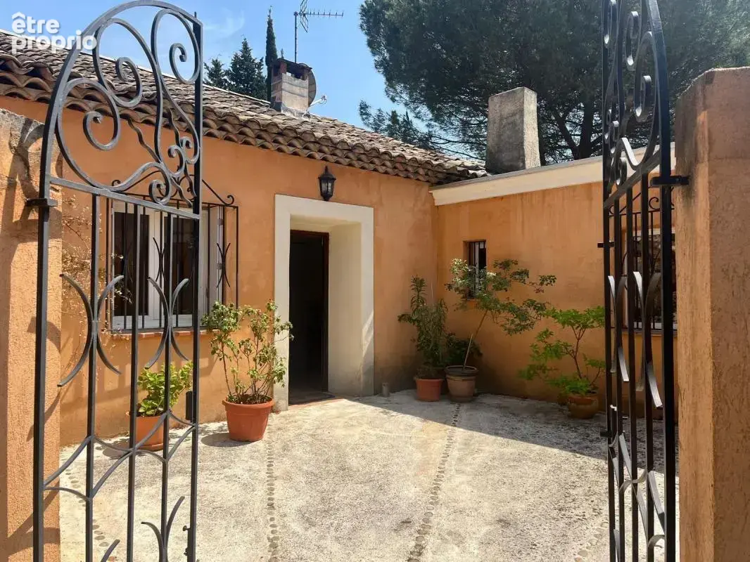 Maison avec piscine et dépendances à Saint-Marc-Jaumegarde, à 10 minutes d’Aix-en-Provence - photo 20