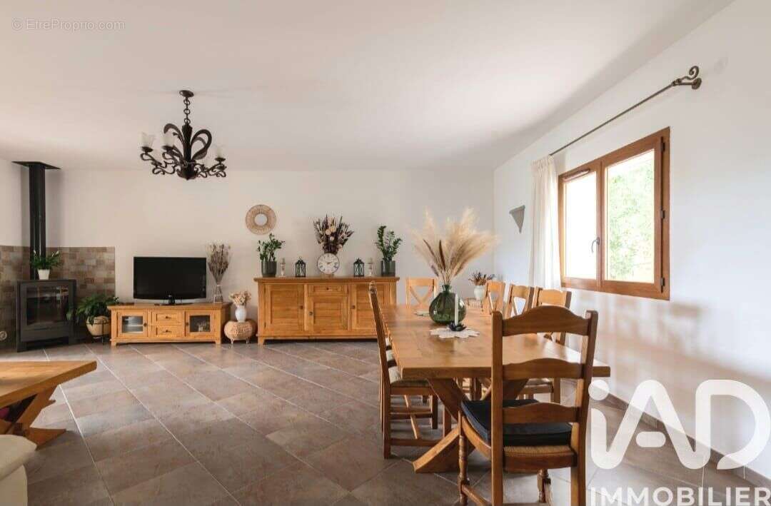 Photo 3 - Maison à COURSEGOULES