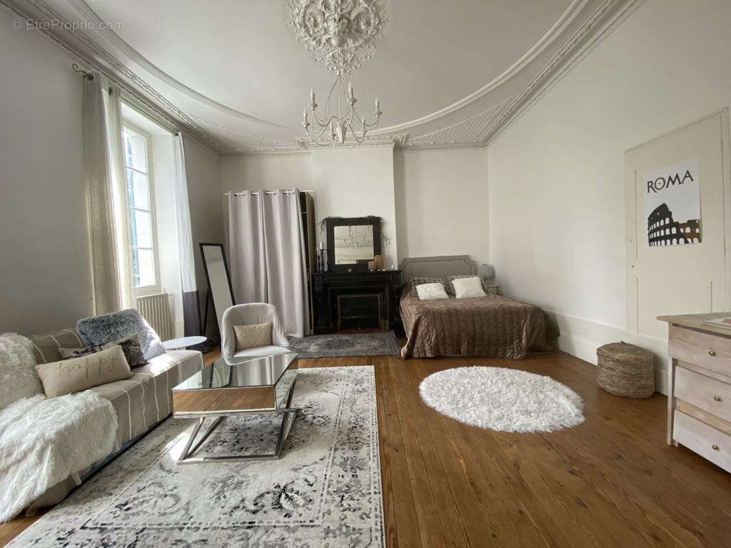 Maison à NERAC