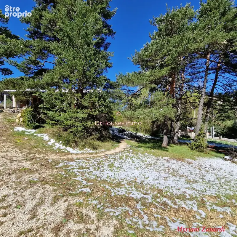 Maison 6 pièces 170 m² à vendre à La Martre (83840) - photo 46