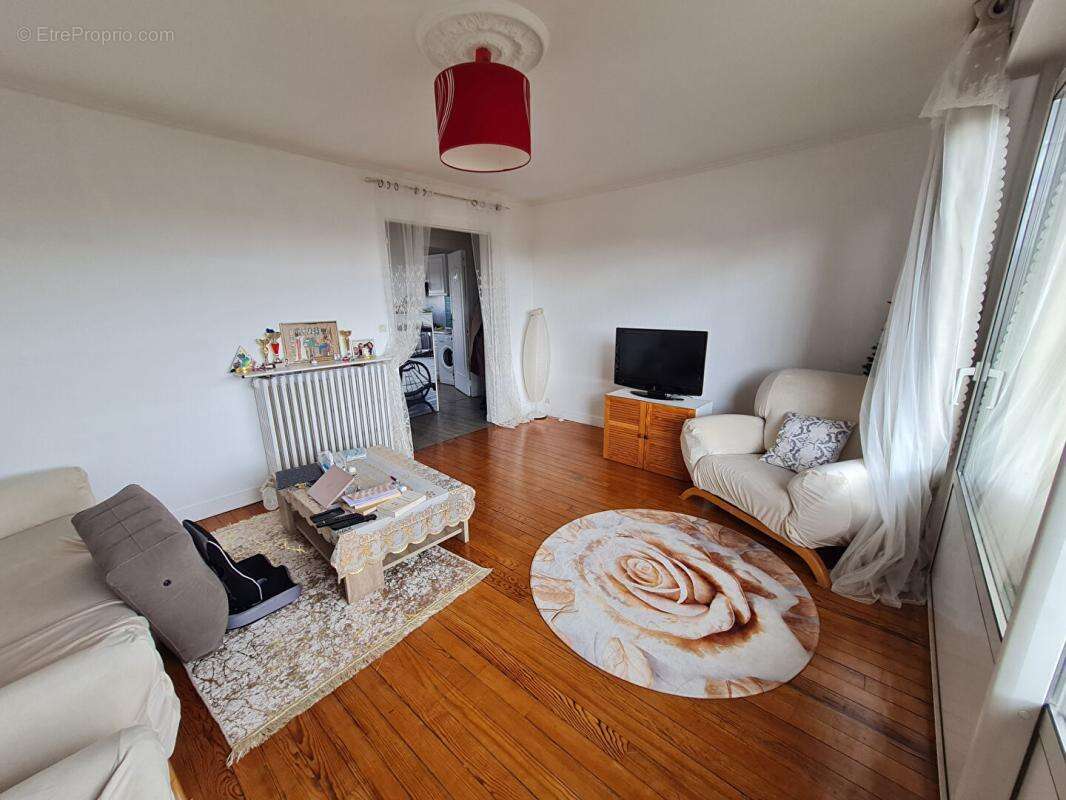 Appartement à BEGLES