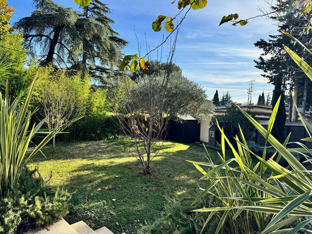 Maison à VILLENEUVE-LES-AVIGNON