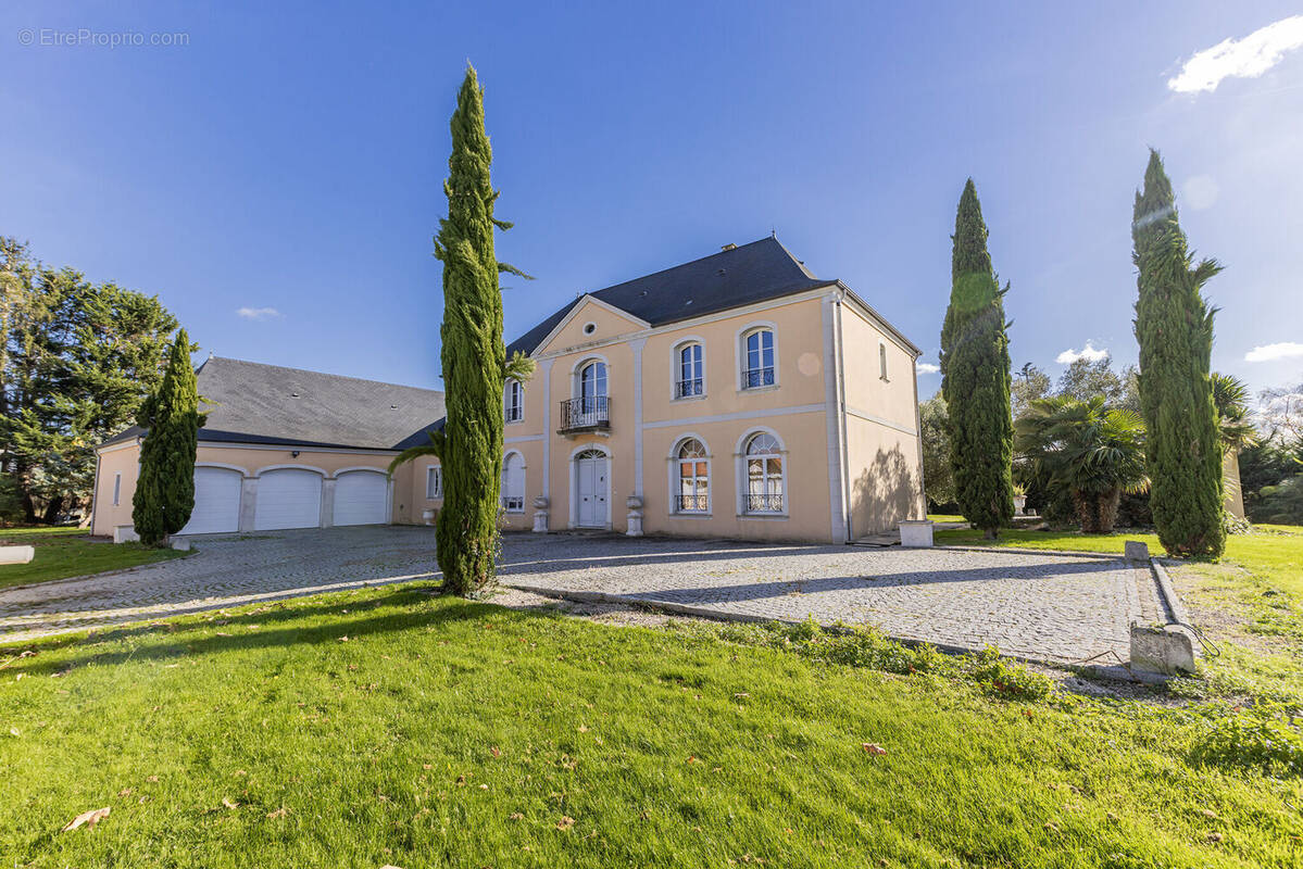 Photo 1 - Maison à LACQ