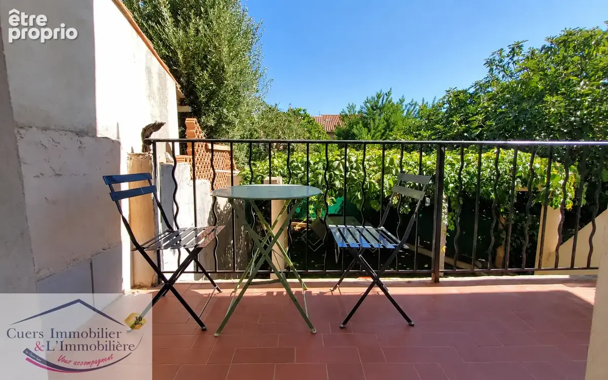 Cuers, maison t4 + jardin + stationnements - photo 2