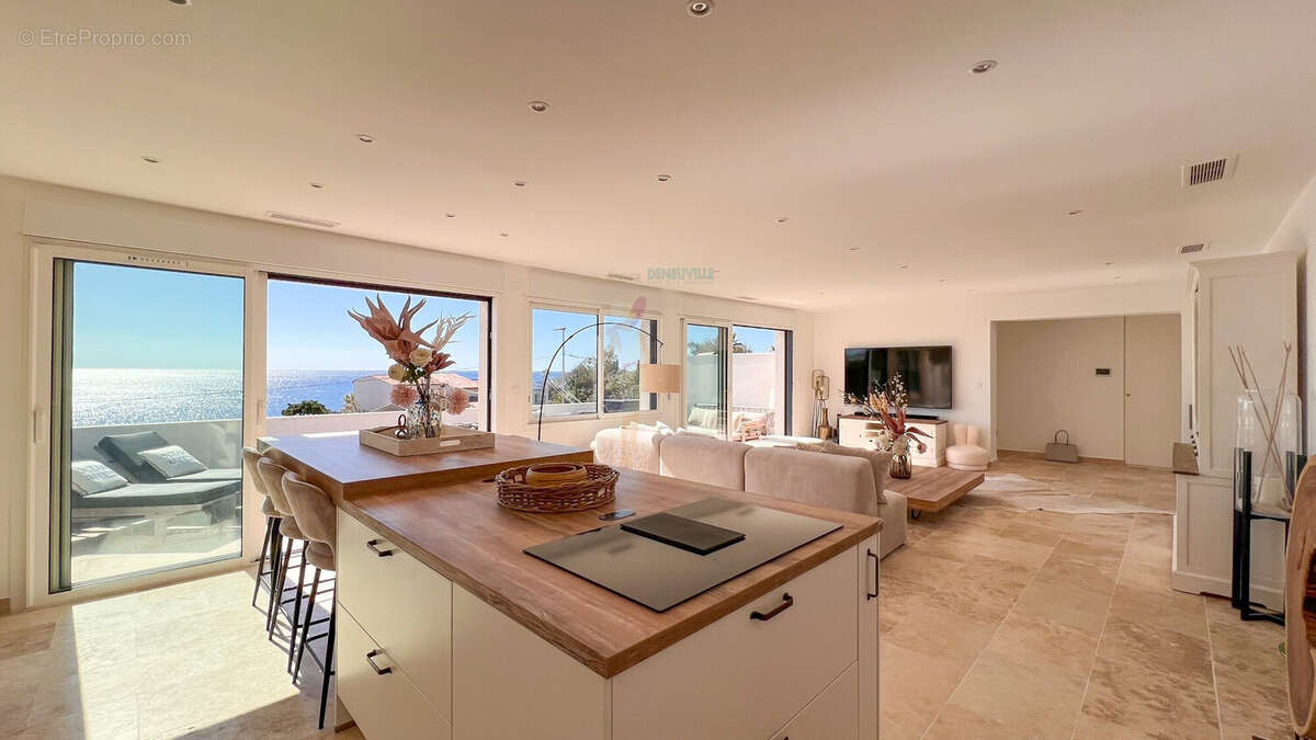 Appartement à LES ISSAMBRES