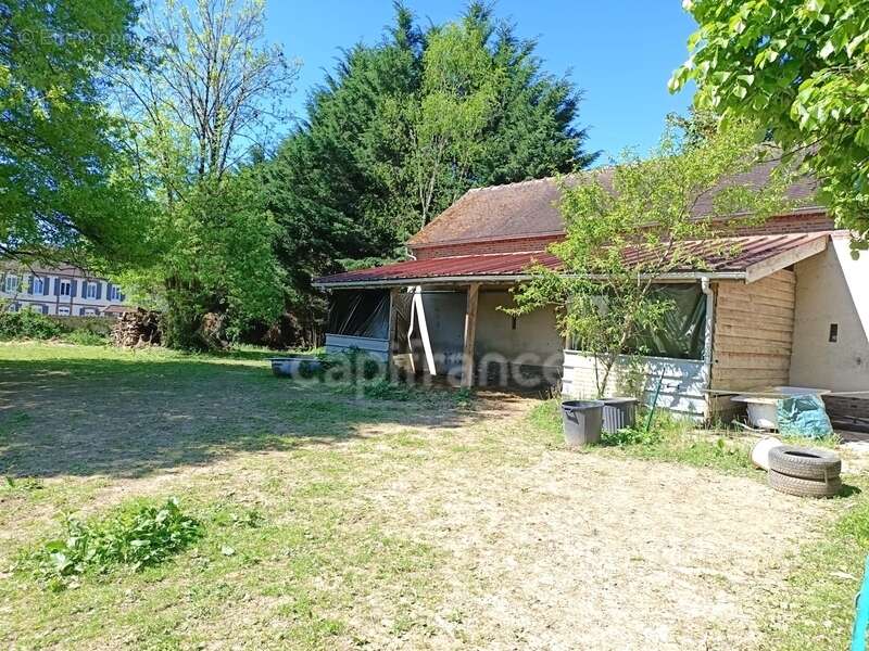 Maison à VILLECHETIVE