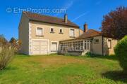 Maison à CHEMILLY-SUR-YONNE