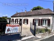 Photo 1 - Maison à BRAY-SUR-SEINE