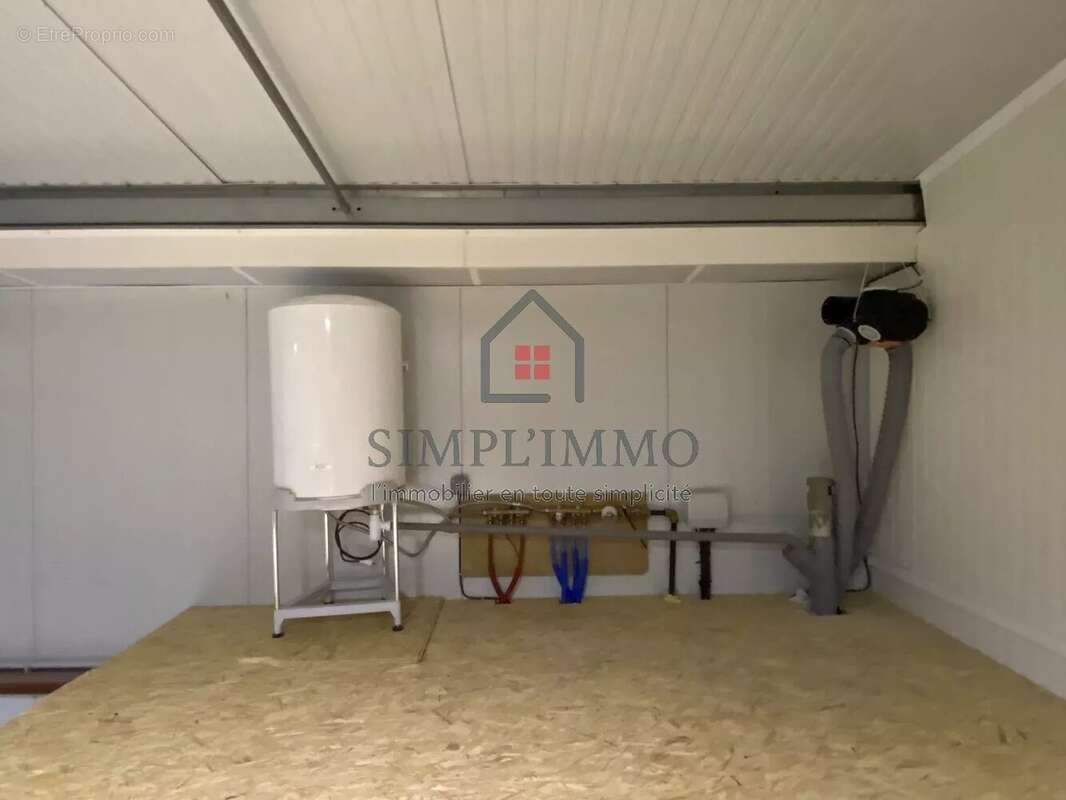 Commerce à SAINT-MEDARD-D'AUNIS