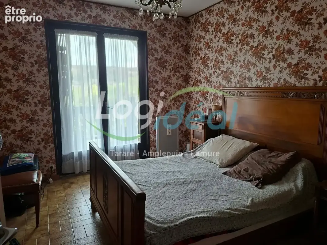 Grande maison de 1980 (5 chambres) avec dépendances et piscine sur 4000m2 de terrain - photo 10