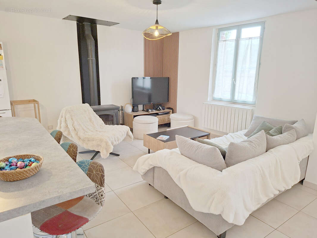 Maison à SAINTE-GENEVIEVE