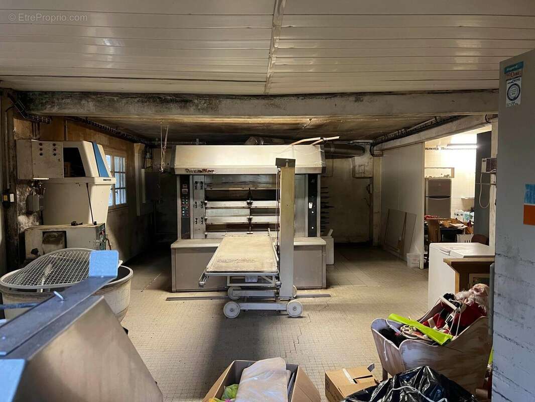 Photo 7 - Commerce à SEVERAC