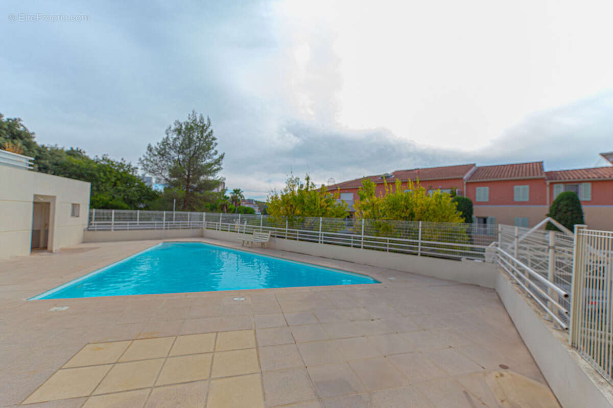 Appartement à LE CANNET