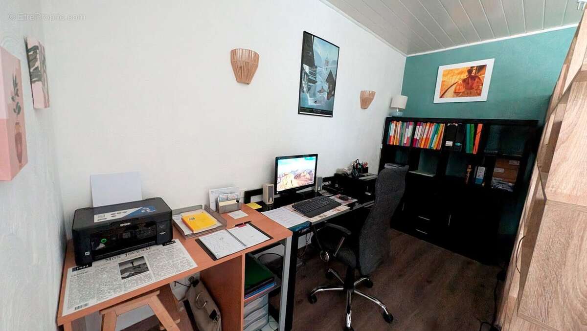 Maison à MORIERES-LES-AVIGNON