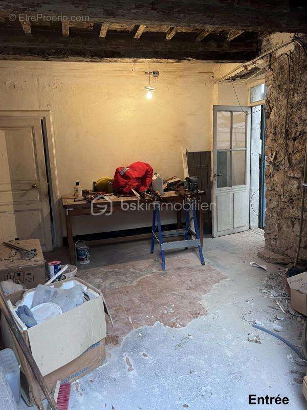 Maison à BEZ-ET-ESPARON