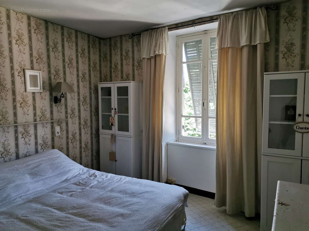 Maison à SAINT-PONS-DE-THOMIERES