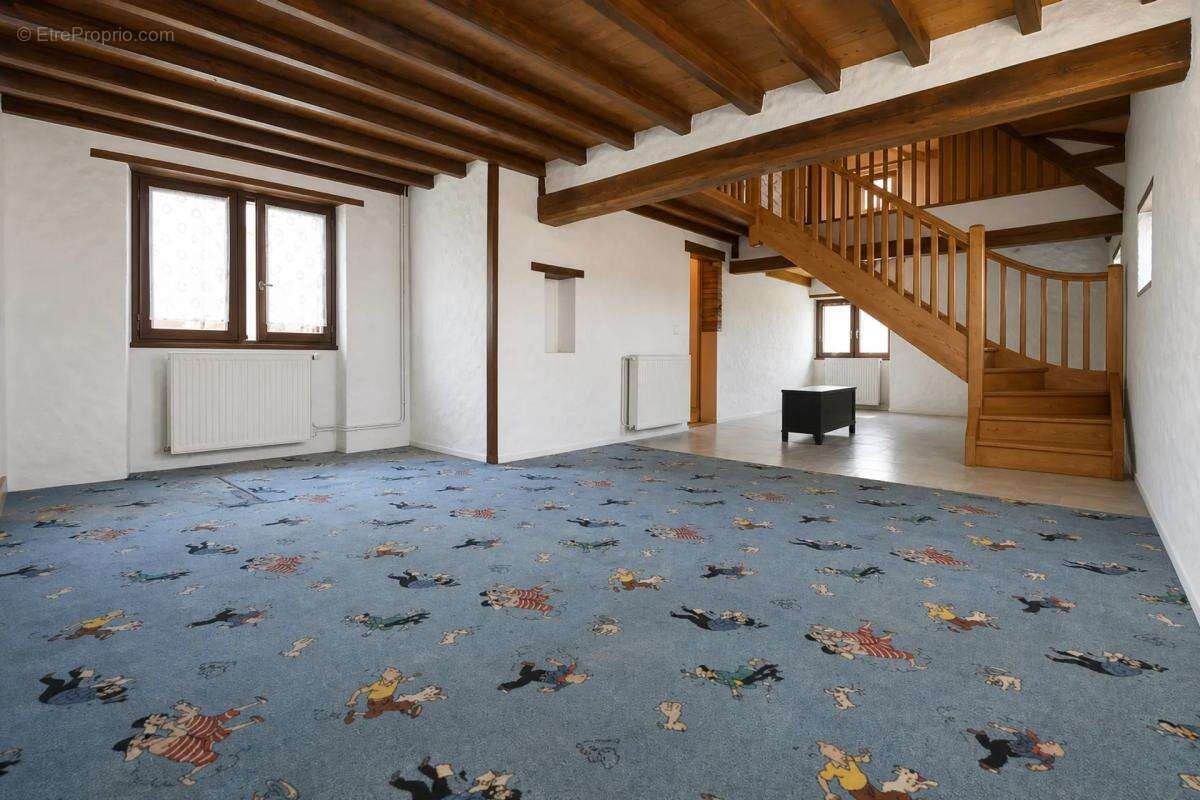 Maison à ESCOUBES