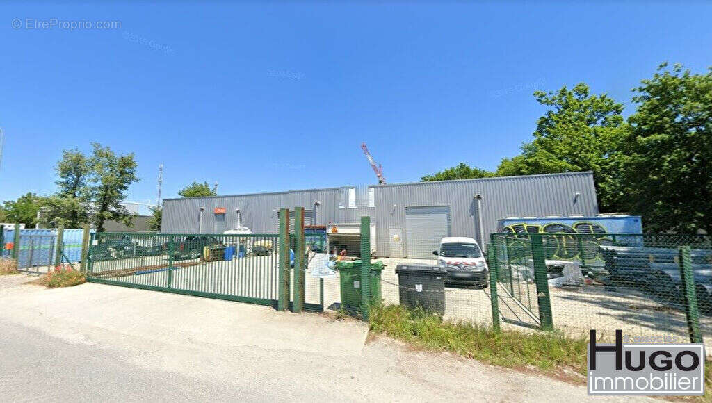 Commerce à MARTIGNAS-SUR-JALLE